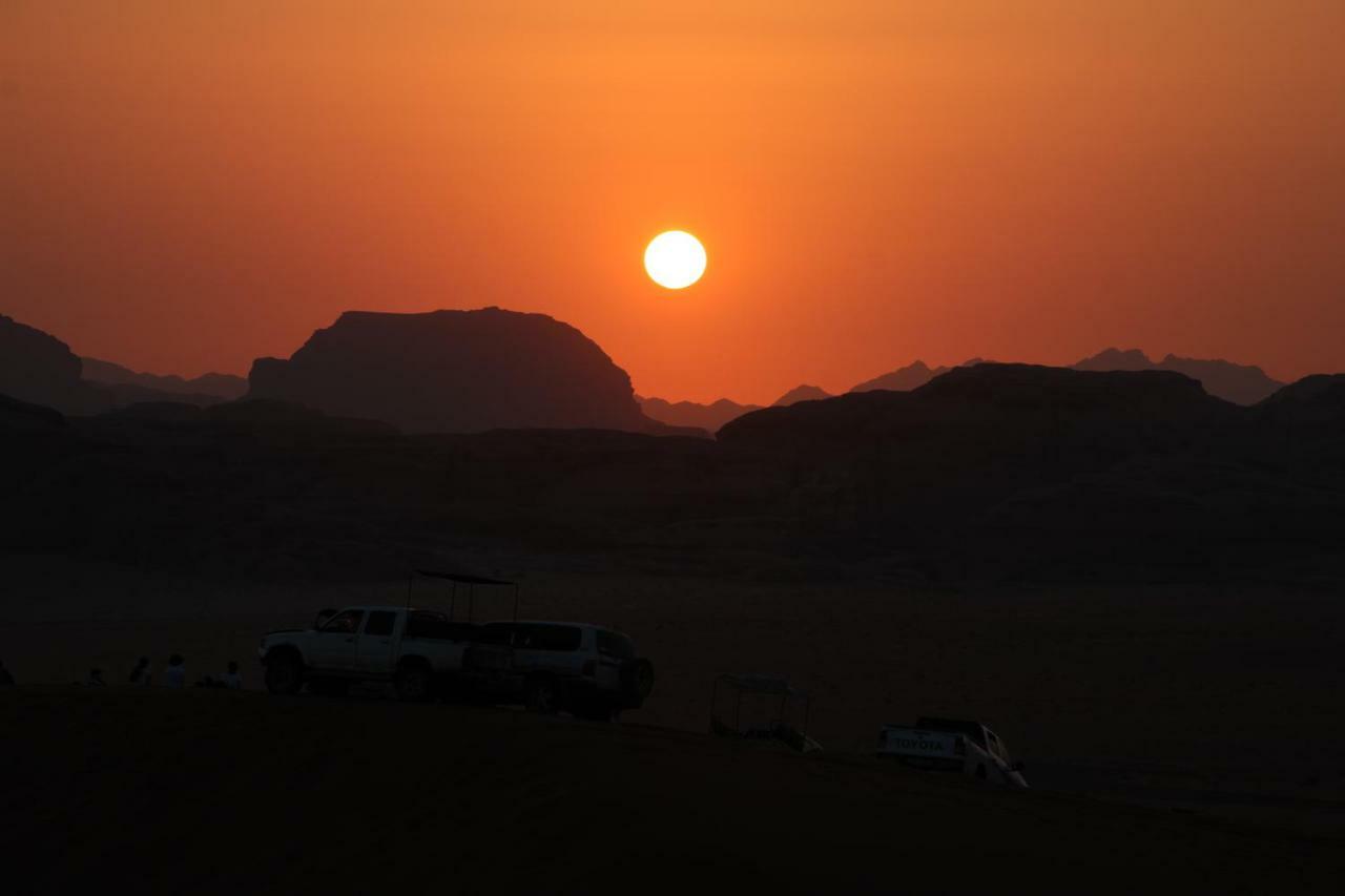 瓦迪拉姆 Desert Sunset & Tour酒店 外观 照片